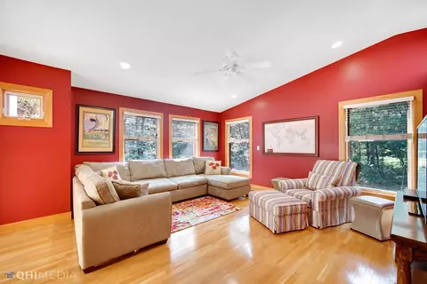 308 E Myrtle Ave, Beverly Shores, IN 46301 photo 15