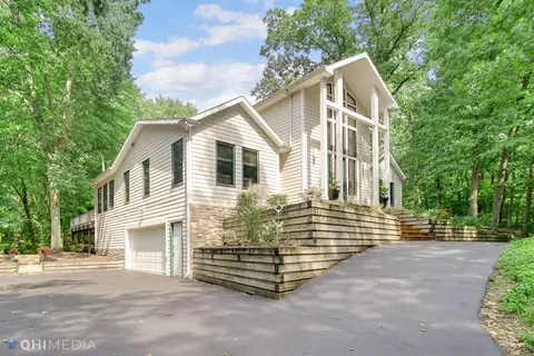 308 E Myrtle Ave, Beverly Shores, IN 46301 photo 4