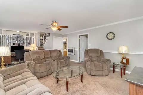 611 N Rueth Dr, Griffith, IN 46319 photo 20
