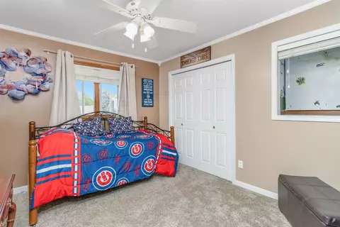 611 N Rueth Dr, Griffith, IN 46319 photo 12