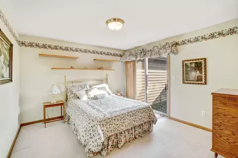 927 Cornwallis Ln, Munster, IN 46321 photo 13