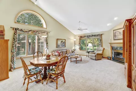927 Cornwallis Ln, Munster, IN 46321 photo 7