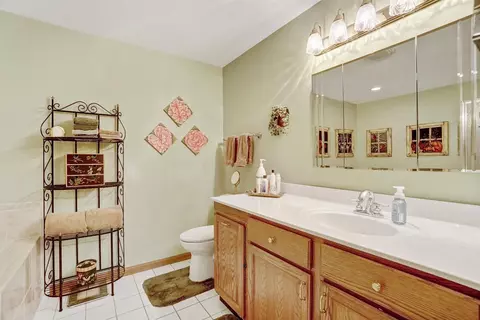927 Cornwallis Ln, Munster, IN 46321 photo 11