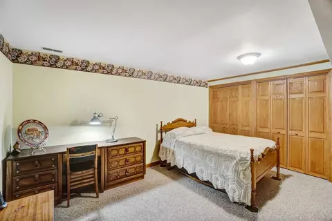 927 Cornwallis Ln, Munster, IN 46321 photo 19
