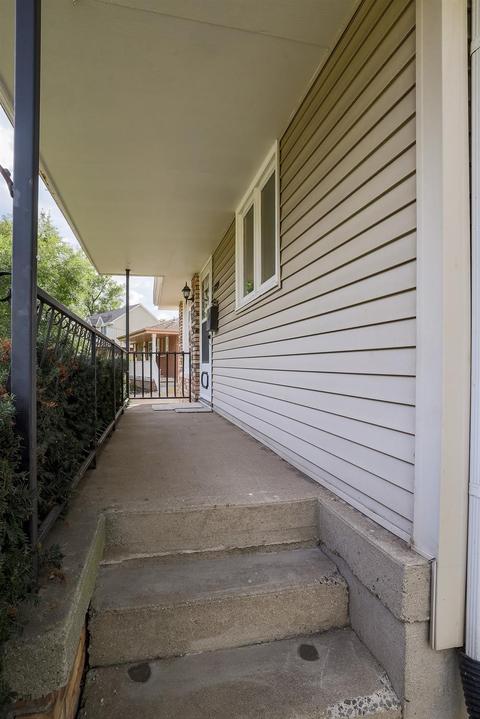 1239 River Dr, Munster, IN 46321 photo 8