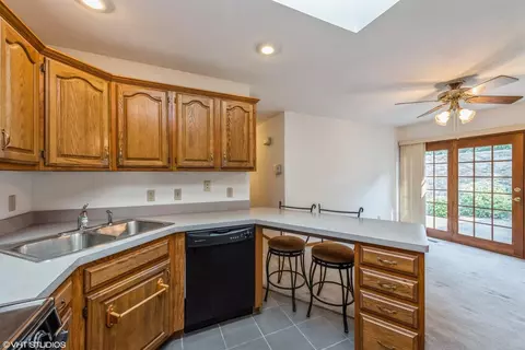 350 Commanche Dr, Lowell, IN 46356 photo 4