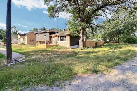 946 Whitcomb St, Gary, IN 46404 photo 16