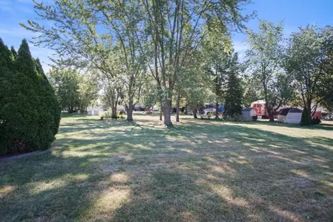 3123 Devonshire Cir, Crown Point, IN 46307 photo 4