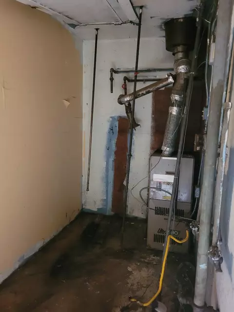 321 S Hamilton St, Gary, IN 46403 photo 10