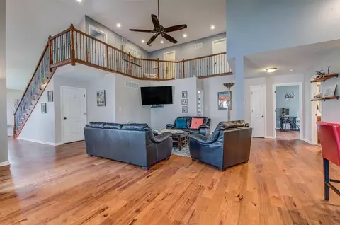 1167 Sawgrass Dr, Griffith, IN 46319 photo 13