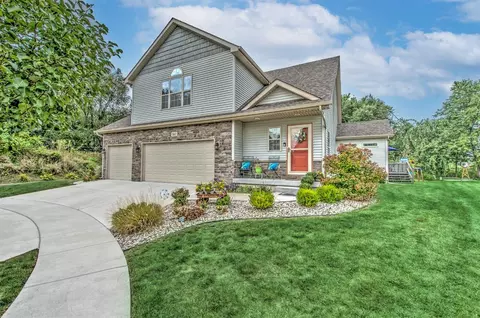 1167 Sawgrass Dr, Griffith, IN 46319 photo 1