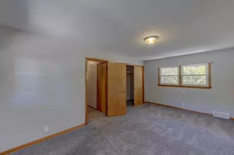 8650 Beech Ave, Munster, IN 46321 photo 15
