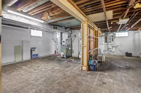 7148 Marshall Ave, Hammond, IN 46323 photo 17