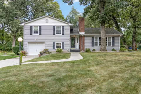 415 Fairview Ave, Crown Point, IN 46307 photo 1