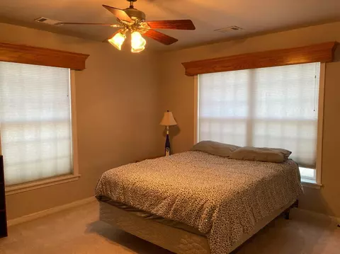 2741 Georgetowne Dr #E1, Highland, IN 46322 photo 18