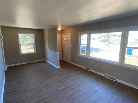 2745 W 19th Ave, Gary, IN 46404 photo 13