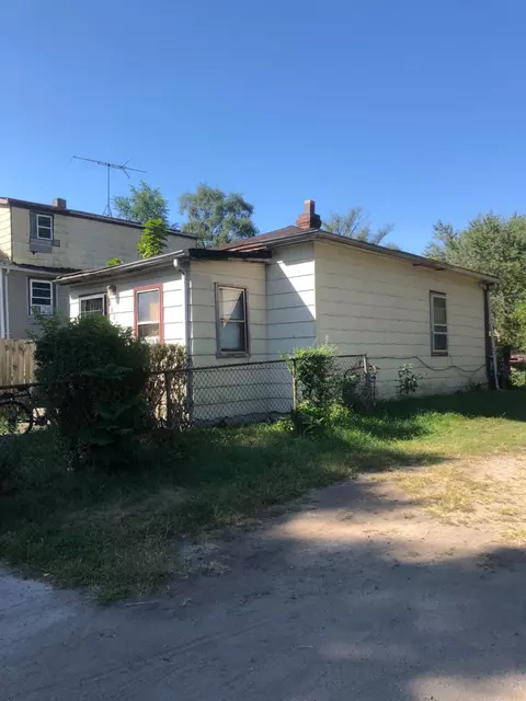 2622 Madison St, Gary, IN 46407 photo 3