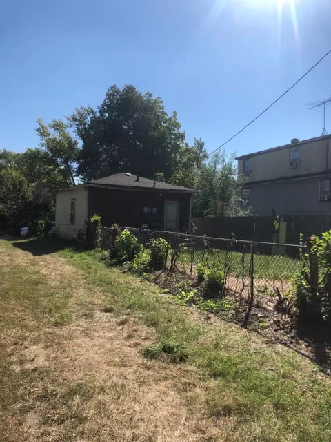 2622 Madison St, Gary, IN 46407 photo 17