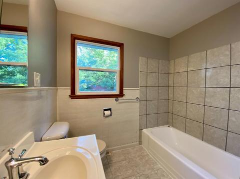 3504 Summit Dr, Valparaiso, IN 46383 photo 17