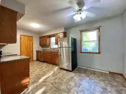3504 Summit Dr, Valparaiso, IN 46383 photo 11