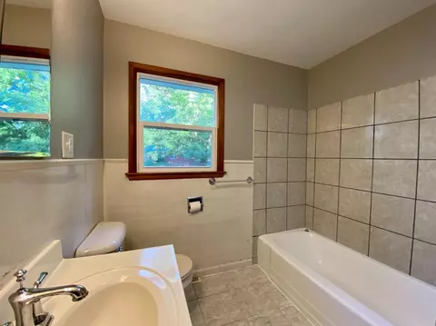 3504 Summit Dr, Valparaiso, IN 46383 photo 17