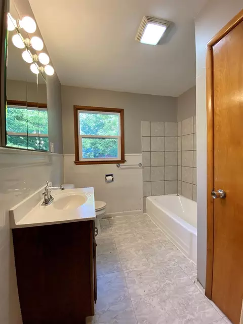 3504 Summit Dr, Valparaiso, IN 46383 photo 16