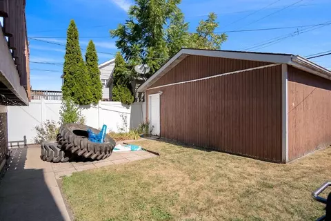 1733 Atchison Ave, Whiting, IN 46394 photo 16