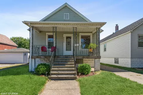 2409 Birch Ave, Whiting, IN 46394 photo 1