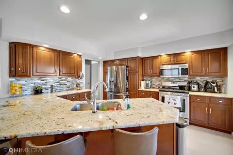 513 Hillside Dr, Dyer, IN 46311 photo 5