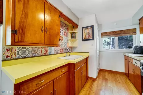 7424 Maple Ave, Gary, IN 46403 photo 6