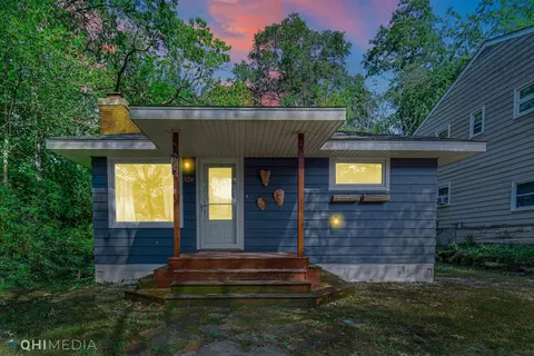 7424 Maple Ave, Gary, IN 46403 photo 3