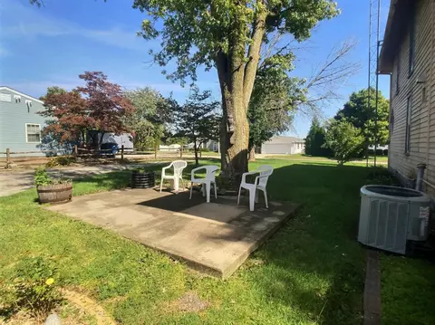 207 E North St, Boswell, IN 47921 photo 5