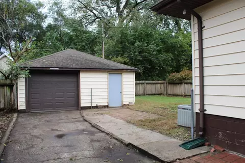 241 N Dwiggins St, Griffith, IN 46319 photo 27