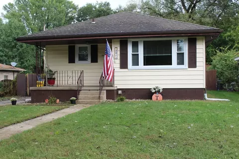 241 N Dwiggins St, Griffith, IN 46319 photo 1