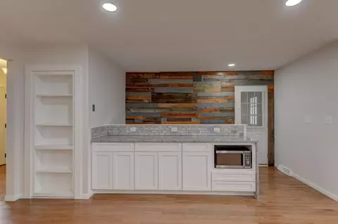965 Apache Ct, Crown Point, IN 46307 photo 14