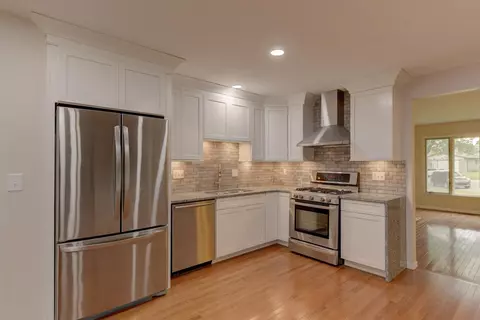 965 Apache Ct, Crown Point, IN 46307 photo 10