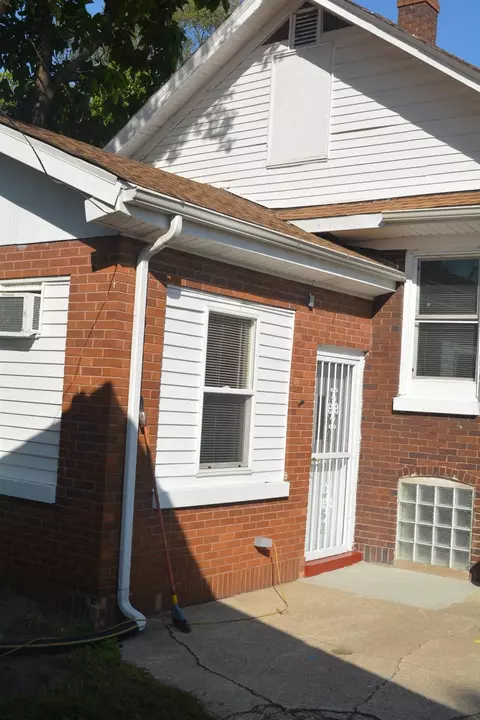 3618 Adams St, Gary, IN 46408 photo 4