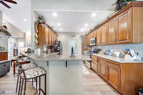 2600 Westwind Dr, Valparaiso, IN 46385 photo 9