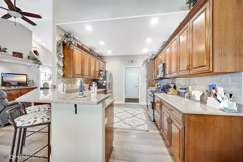 2600 Westwind Dr, Valparaiso, IN 46385 photo 12