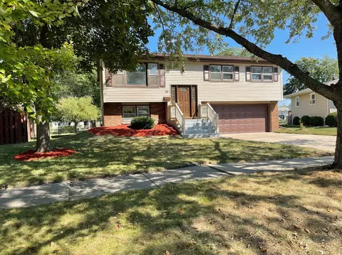 613 Jackson Ave, Dyer, IN 46311 photo 1