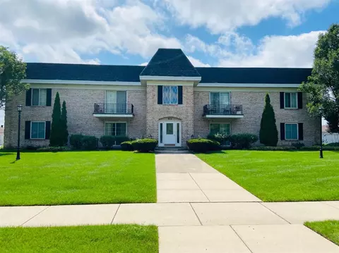 910 Camellia Dr #9, Munster, IN 46321 photo 2