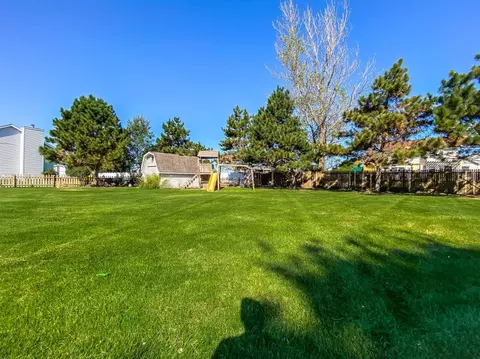 305 Pinehurst Ct, Valparaiso, IN 46383 photo 35