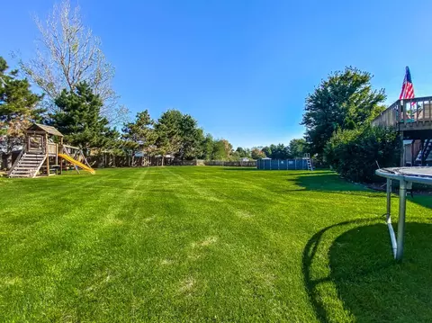 305 Pinehurst Ct, Valparaiso, IN 46383 photo 36