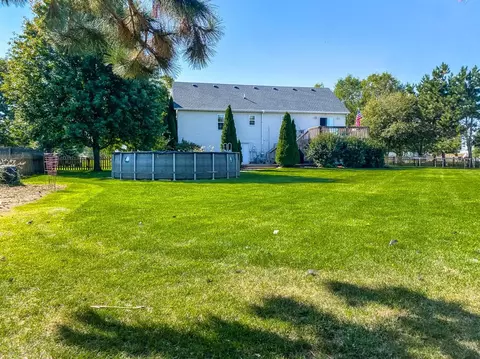 305 Pinehurst Ct, Valparaiso, IN 46383 photo 34