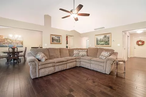 822 Veterans Ln, Crown Point, IN 46307 photo 4
