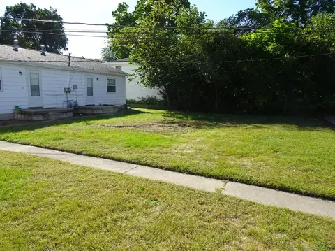 52 E John St, Knox, IN 46534 photo 36