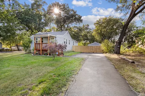2520 Colfax St, Gary, IN 46406 photo 1