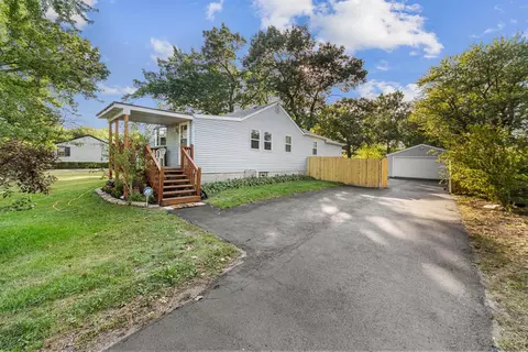2520 Colfax St, Gary, IN 46406 photo 2