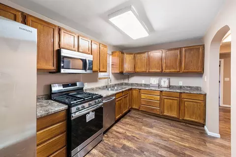 2520 Colfax St, Gary, IN 46406 photo 10