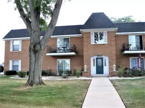 1630 Camellia Dr #D1, Munster, IN 46321 photo 2